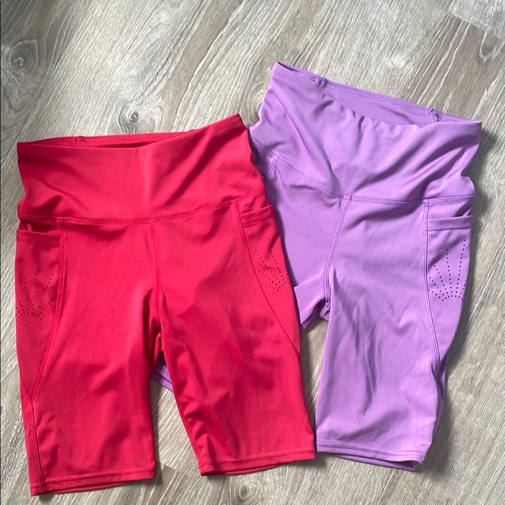 Adrienne Vittadini Sport Set of 2 Biker Shorts Red Apparel 9.5in inseam (small)